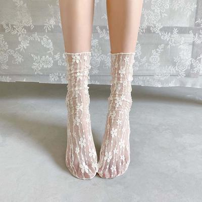 Neue Mädchenmode Sommer Aushöhlen Weiche Nette Frische Spitze Blume Atmungs Japanischen Socken Elegante Damen Mesh Dünne Sokken