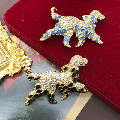 Broschen & Körperschmuck