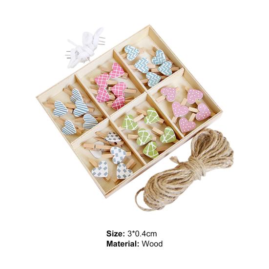 1 Box Wooden Portable Wood Clips Colorful Cartoon Heart-shaped Wall Photo Clips Household Supplies