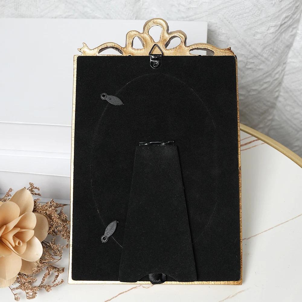 Decorative Vintage 4x6 Picture Frame Golden Carved Photo Frame Home Decor Old Fashioned Photo Frame for Table Or Wall Display