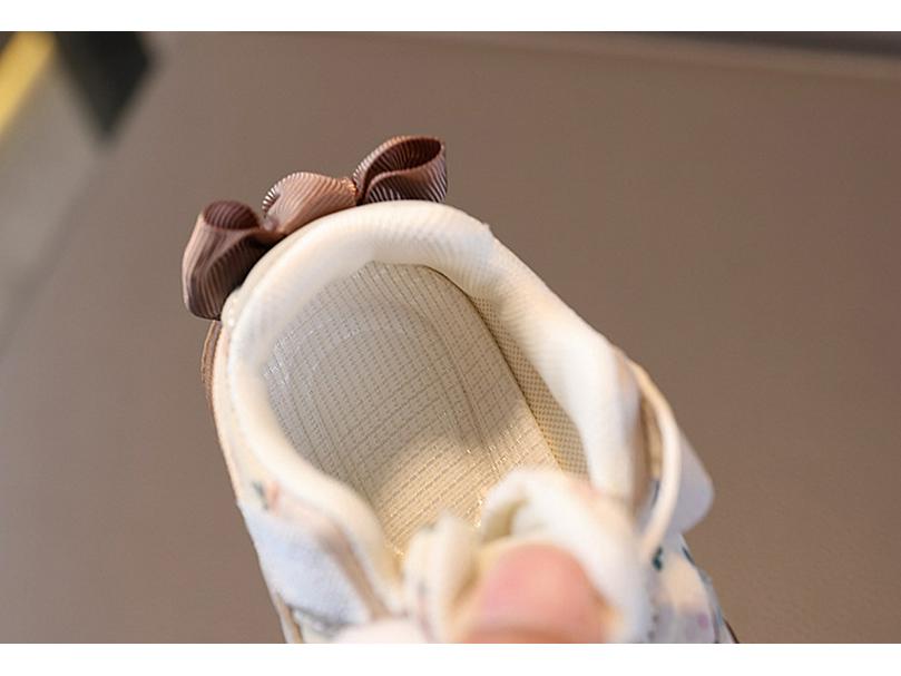Autumn Infant Soft Sole Walking Shoes with Bowknot - Korean Style Anti-slip Sneakers for Baby Girls