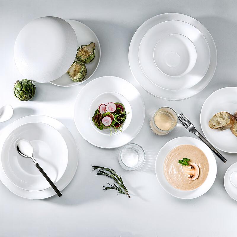 Luminarc Auspicious Cloud Embossed 9-Piece Glass Dinnerware Set