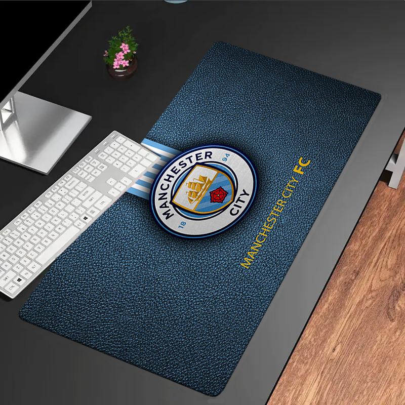 Tappetino per mouse con stemma del Manchester United, Tappetino per mouse da gaming, Tappetino per tastiera, Decorazione da scrivania per computer portatile, Regalo per tifoso, Regalo di compleanno