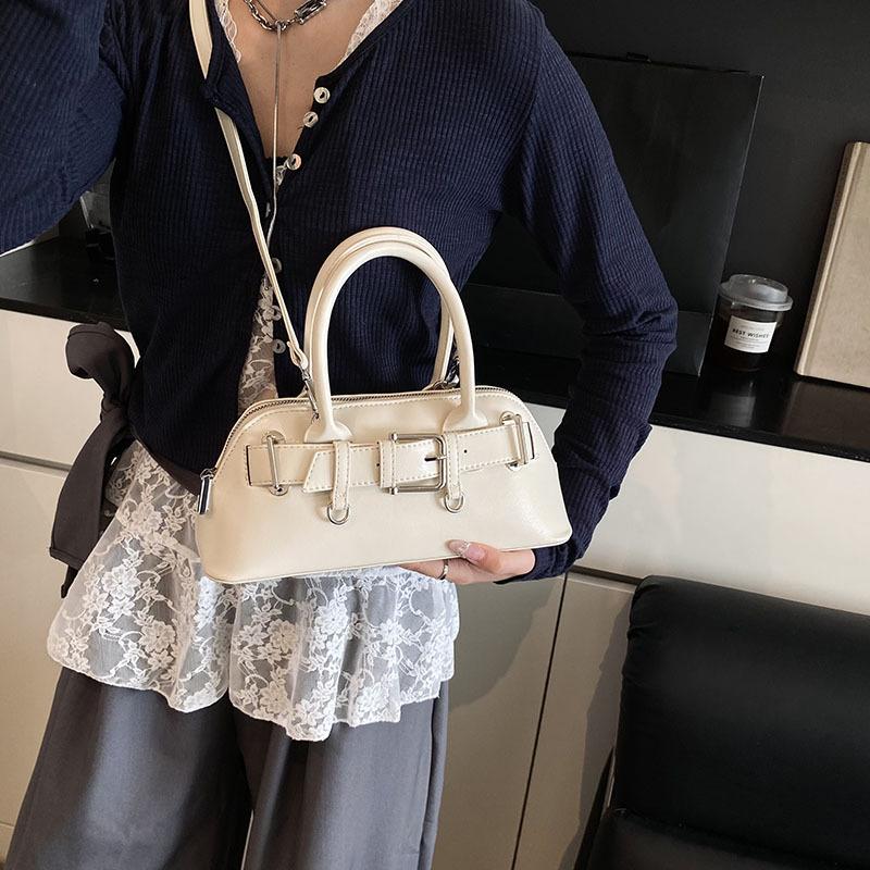 Premium texture portable bowling bag women's 2025 new fashion foreign style underarm bag versatile shoulder shell bag