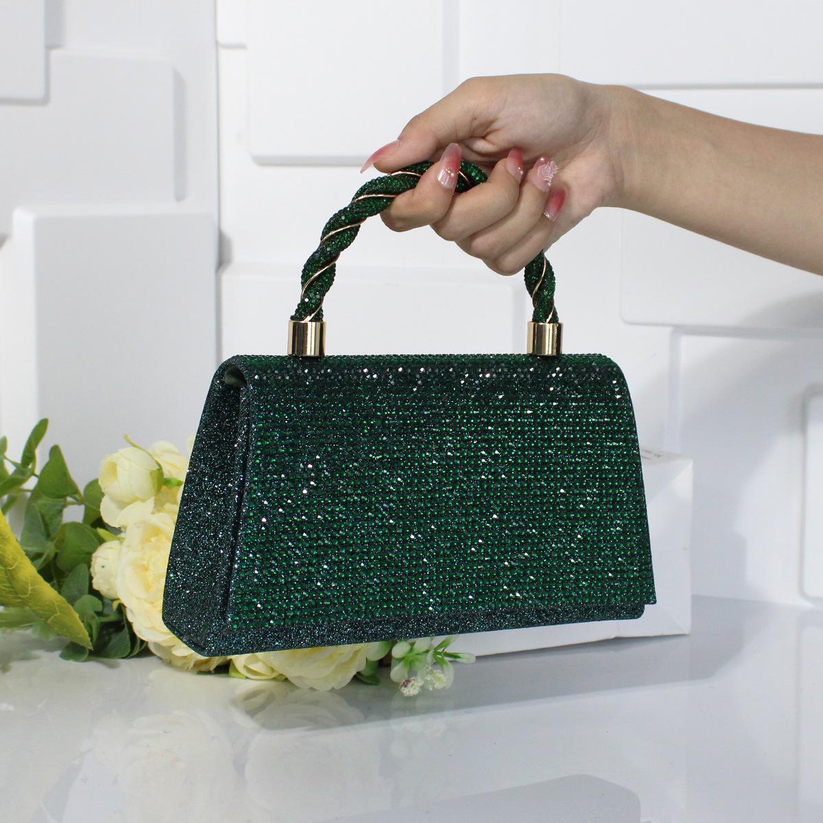 

Изысканная вечерняя сумка через плечо с бриллиантами для свадеб розы красного