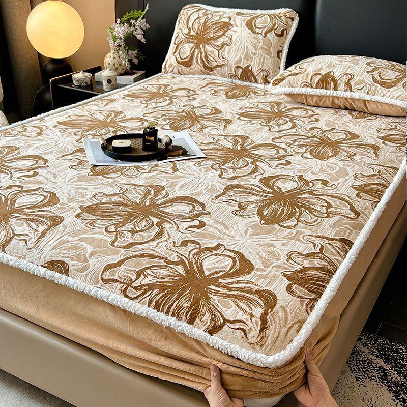 Home carved milk velvet fitted sheet single piece winter plus velvet mattress protector cover full cover bed