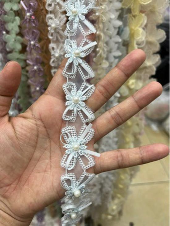 

Bow Flower Water Soluble Beaded Hair Clip and Shoe Decoration for Girls Pantyhose and Socks. белый