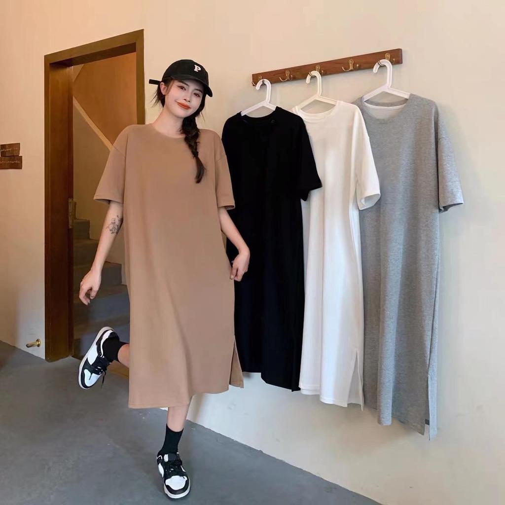 Plus Size Women's Summer Slit Dress - Loose Fit, Crew Neck, Solid Color, Mid-Length, Short Sleeve Over-Knee T-Shirt Dress.