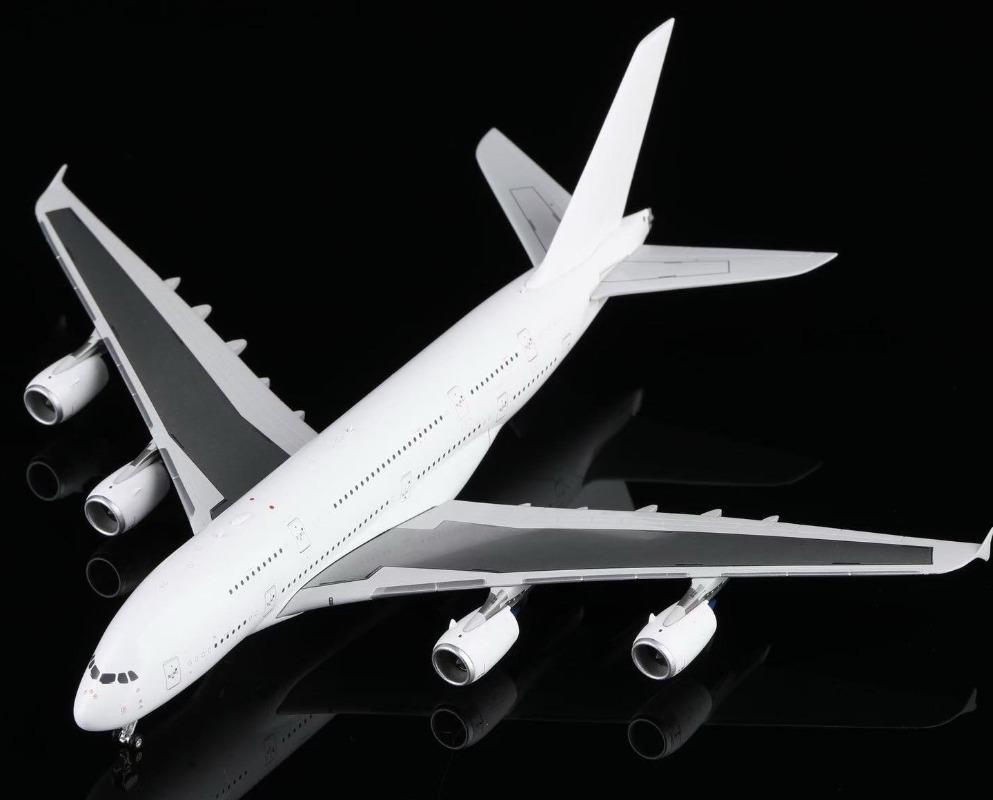 Diecast 1:400 Airbus A380 Blank White Livery Alloy Airplane Model Miniature Aircraft Play Vehicles Collectible Plane Toys Gifts