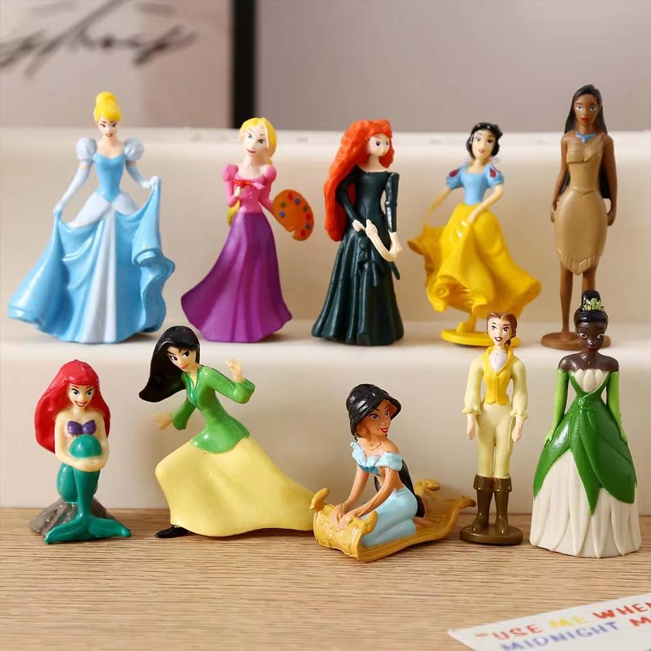 MINISO 10PCS/1st Escape Princess Style Snow White Cinderella Mermaid Sleeping Beauty PVC Model Small Decorations Children's Gifts