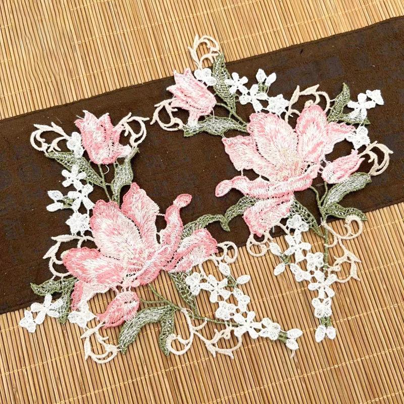 1Pair Dress Embroidered Fashion Embroidered Decals Fabric Sticker Lingerie Breast Flower Sewing DIY Polyester Flower Applique