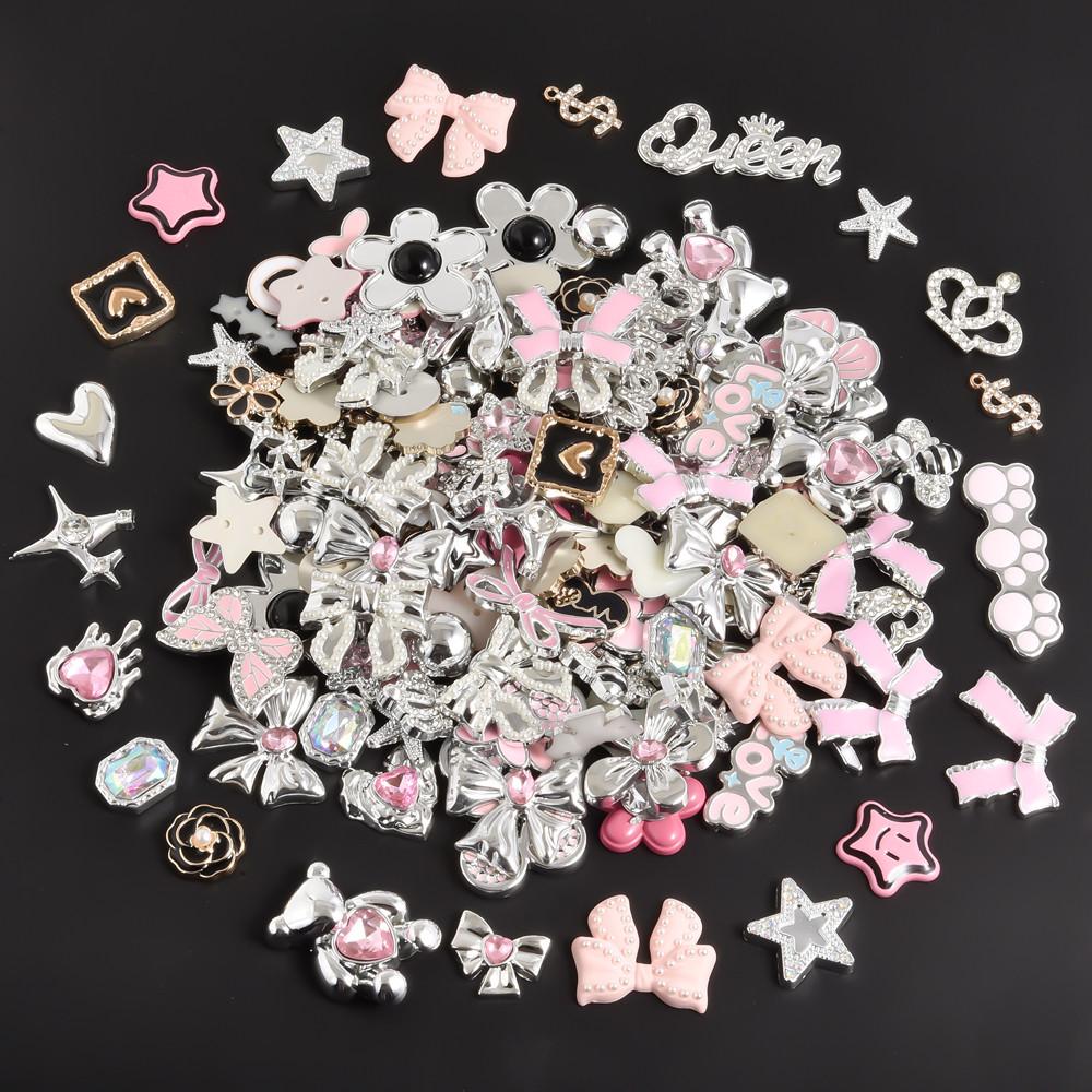 10/20/30/50 st Slumpmässig Blandning Silverfärg Hjärta Rosett Stjärna Berlocker För Junk-fodral Blomma Rosa Flicka Hänge DIY Hårnål Mobilskal Partihandel