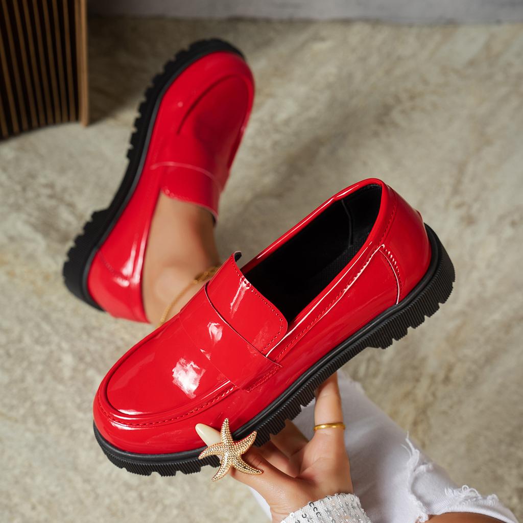 2026 New Woman Black Patent Leather Loafers Non-slip Platform Casual Shoes for Daily Wear