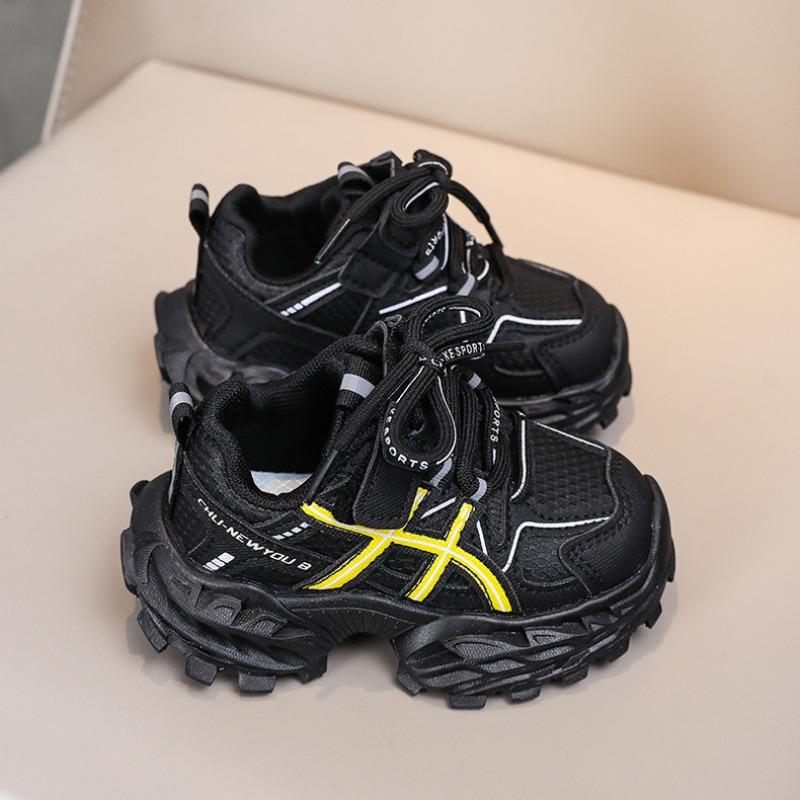 New Arrival Children's Breathable Soft-Sole Running Shoes | Unisex Sports Sneakers for Toddlers & Young Kids Casual Kids Shoes