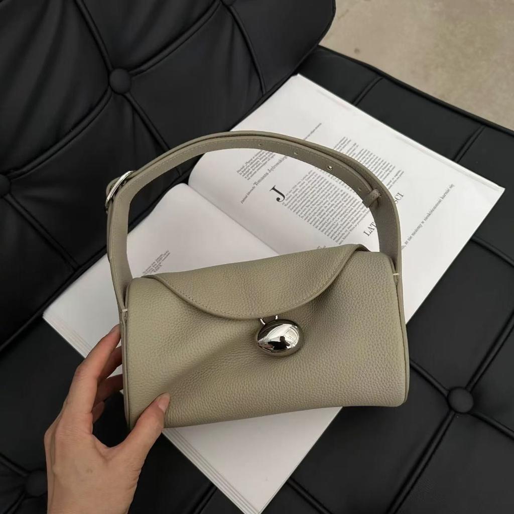 Commuter Handheld Shoulder Bag