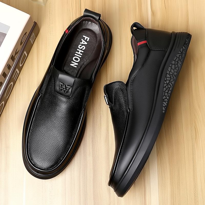 2025 Classic Male Business Shoes Genuine Leather Men Shoes Loafers Men Shoes for Wedding All-match Male Comfortable Casual Shoe