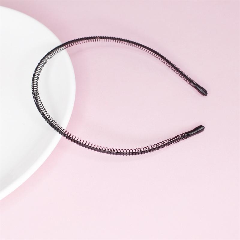 Adjustable Metal Wavy Hairband for Long Hair - Unisex Celebrity Style