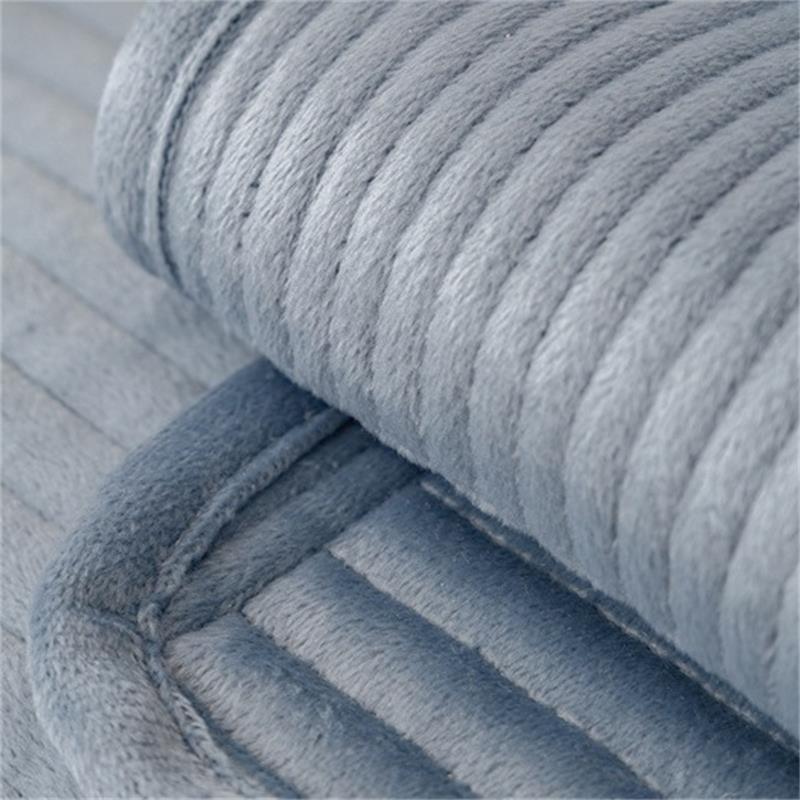 Nordic Winter Velvet Pluszowy pikowany pokrowiec na sofę modułową Miękka flanelowa antypoślizgowa narzuta na sofę Jednokolorowy pokrowiec na sofę do salonu