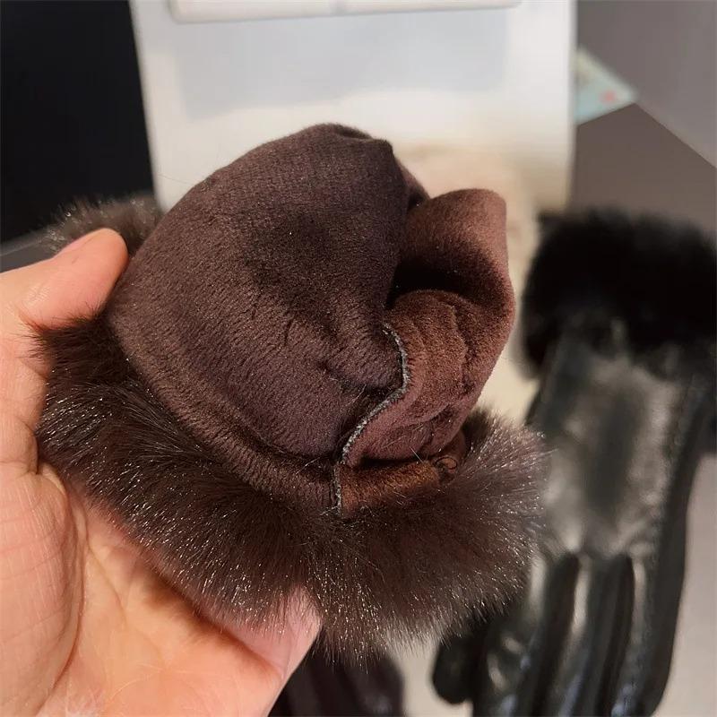 Luxury Women's PU Leather Gloves for Cold Weather Winter Warm Gloves with Soft Faux Fur Trim Cuff Thermal Lining Party Gloves