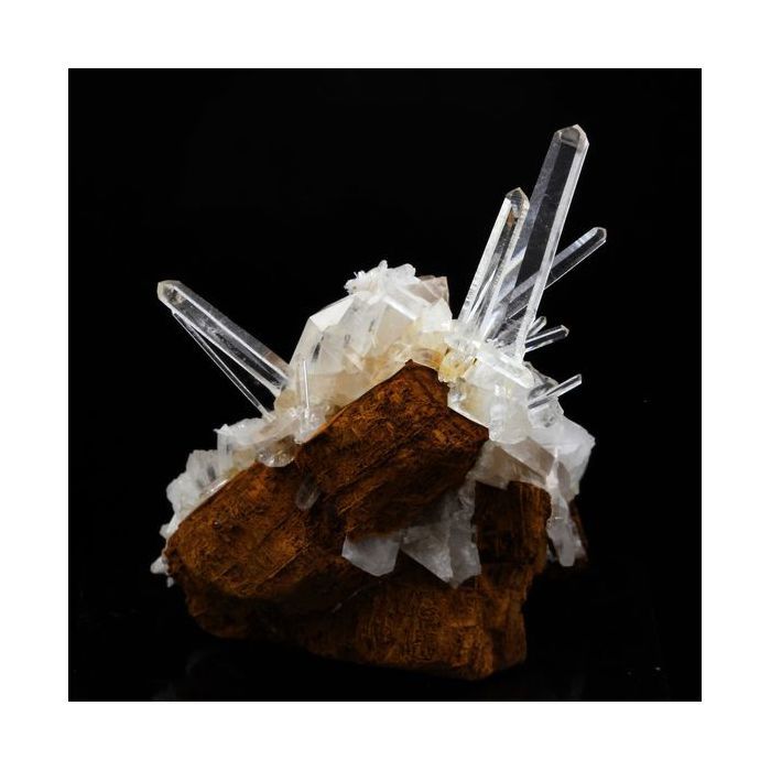 Pierres et Minéraux. Quartz + Siderite. 160.0 ct. Allevard, Isère, France..