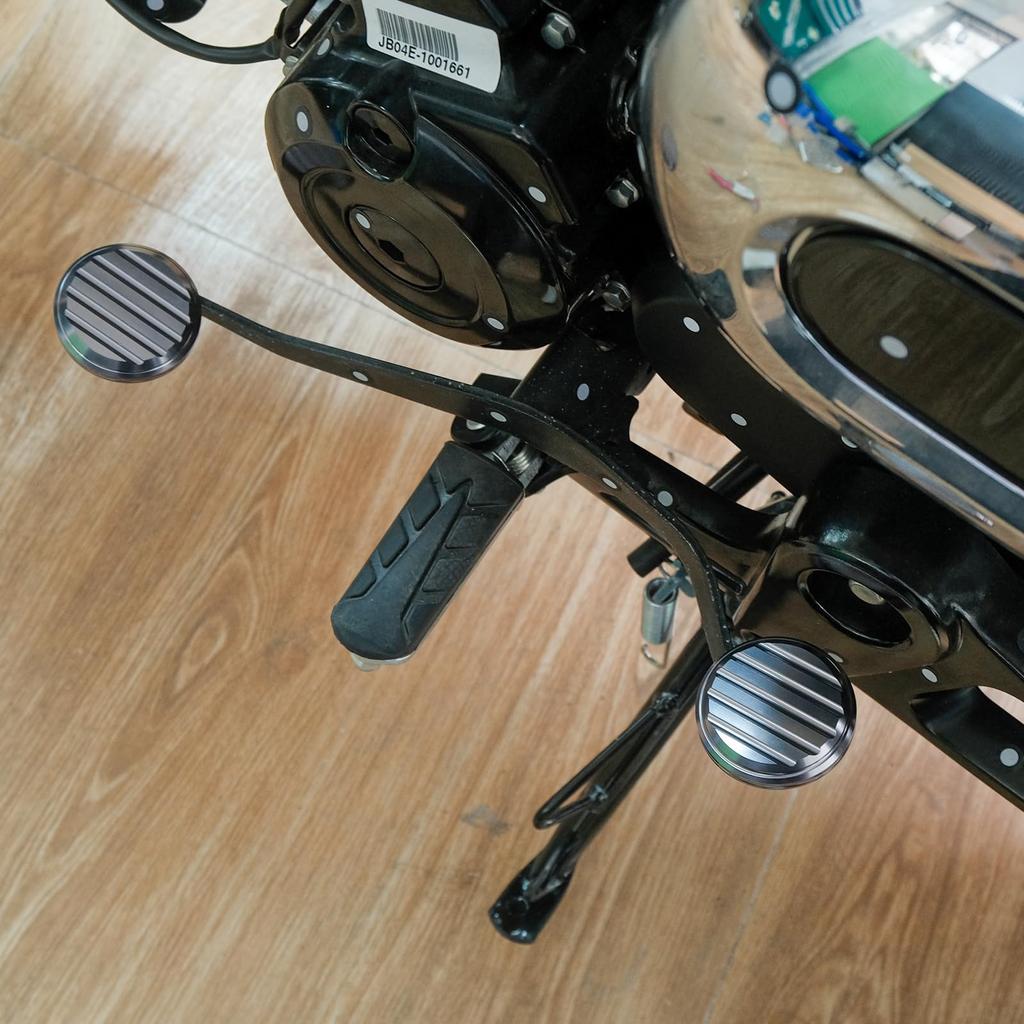 Honda Ducks 125 Motorcycle Front Rear Shift Pedal Anti-Slip Cover [Fits DAX 125 2022/2023/2024] (Titanium)