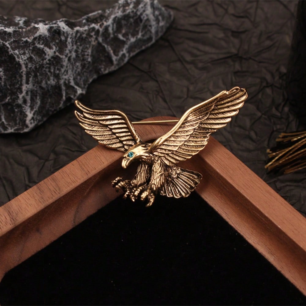 

Eagle Falcon Brooch for Women, Vintage Gold-Tone Animal Jewelry Pin for Scarf Jacket Bag, Retro Gift for Wedding Party