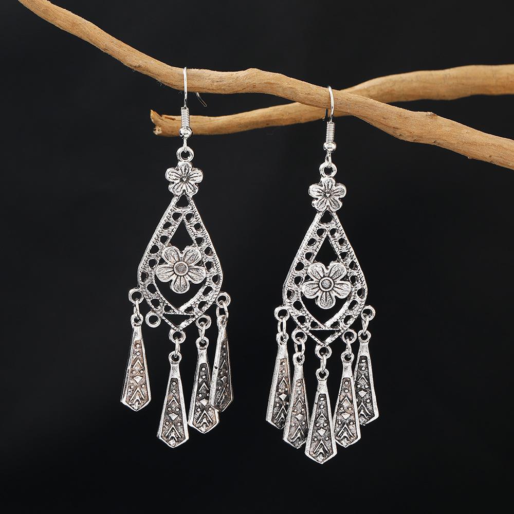Retro Ethnic Style Fringed Earrings Women'S Long Temperament Versatile Earrings Fashion Personality Exotic Earrings