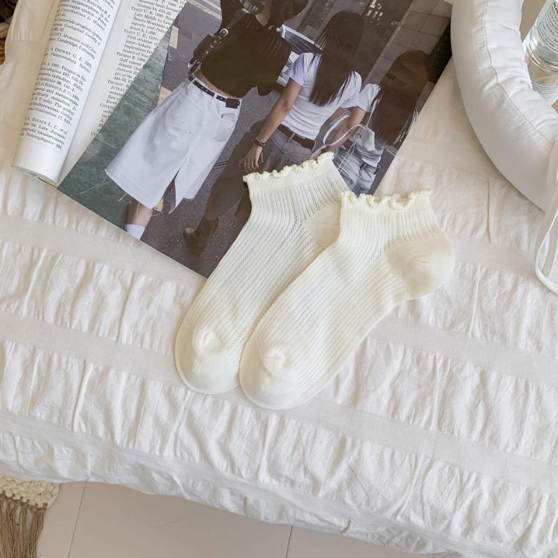 Female Summer Thin Cotton Pure Color Lovely Lace Mesh Breathable Low Top Boneless Socks