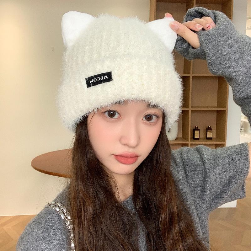 New Autumn and Winter Cute Cat Ear Knitted Hat for Women In Winter Warm Ear Protection Wool Hat Showing Face Small Pullover Hat Trendy