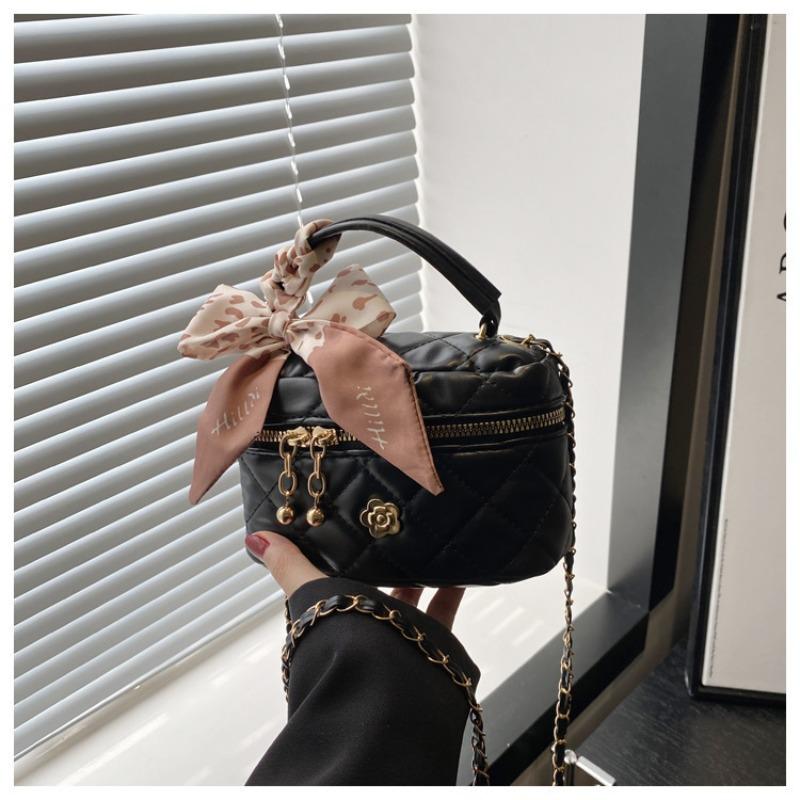 

Today s popular mini small bag women s 2 new portable small bag diamond chain bag messenger bag bow bag large