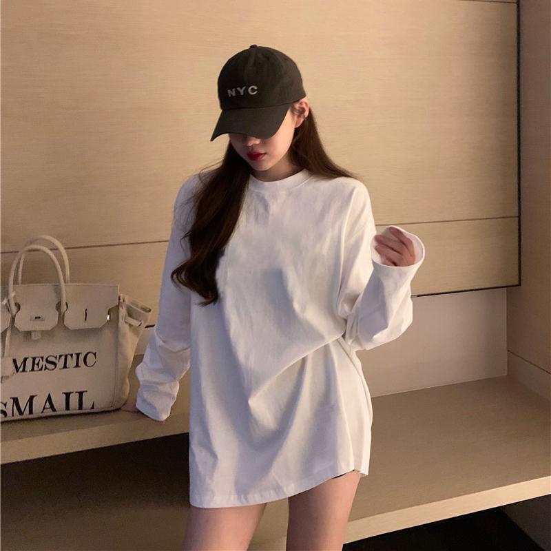 Women's Korean Style Long Sleeve White T-Shirt - Loose Fit, Solid Color, Sun Protection, Ideal for Autumn Layering or Spring Wear.