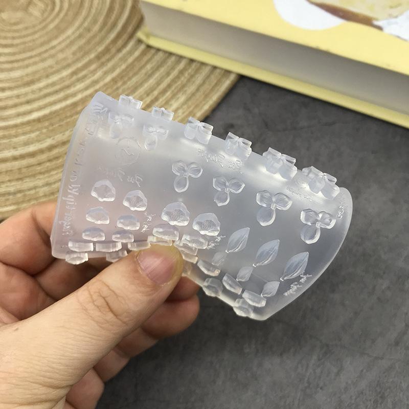 3D Silicone Flower Nail Carving Mold Butterfly Stamping Plate Nails Stencils Blossom Nail Template Thin And Washable