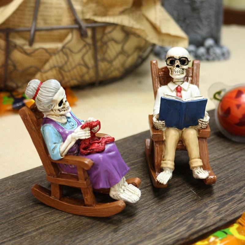 Handgefertigtes Paar auf Schaukelstuhl Harzstatue Elegante Bücherregal Dekoration Künstlerisches Geschenk Für Buchliebhaber Haus Garten
