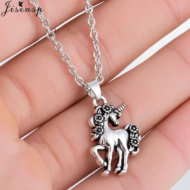 Lucky Running Horse Pendant Necklace Women Jewelry Cute Animal Horseshoe Horse Necklaces Mother's Day Accessories