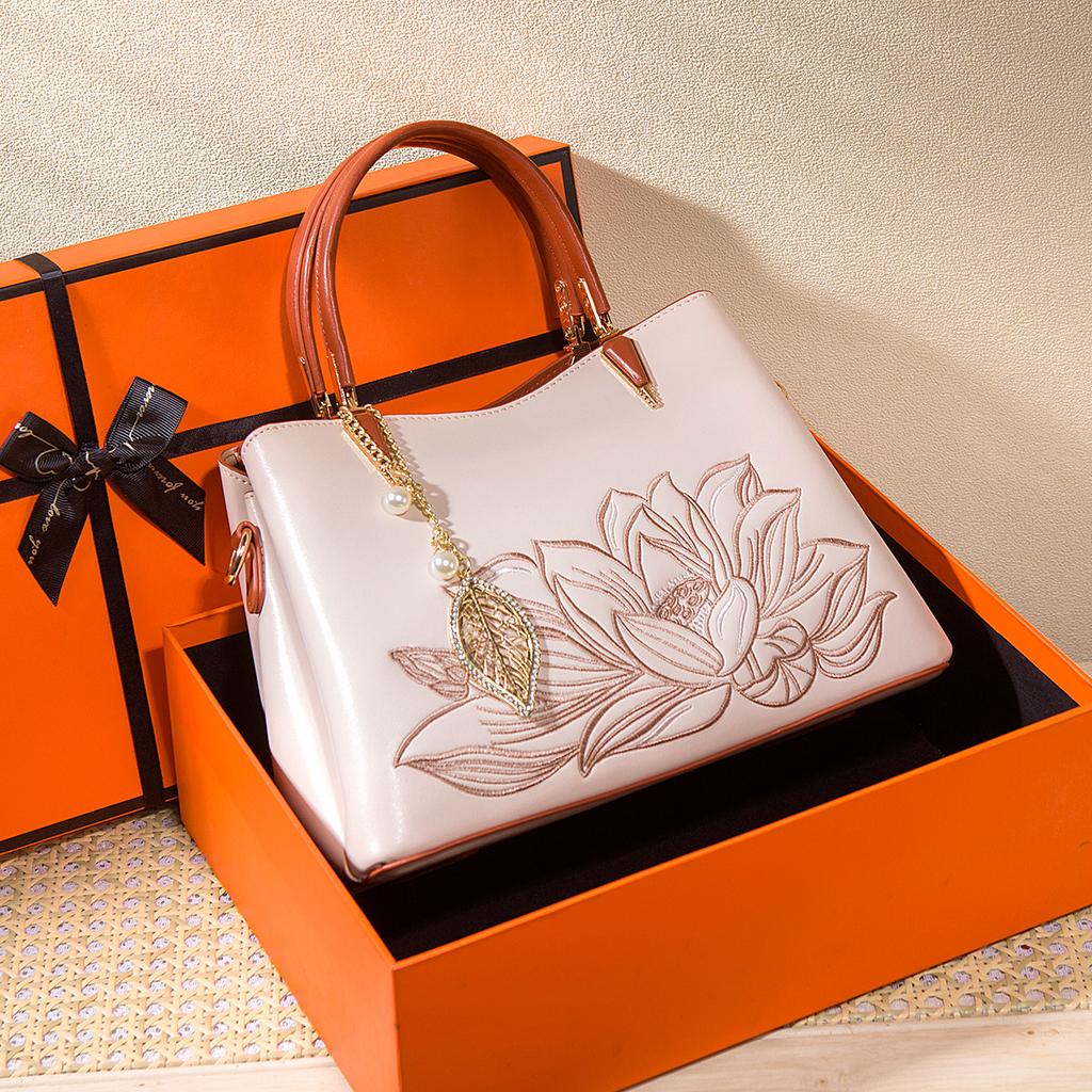 New Chinese Mother'S Day Send Mom Wedding Bag Bridal Bag High-End Atmospheric Embroidery Medium And Niche Women'S Bag