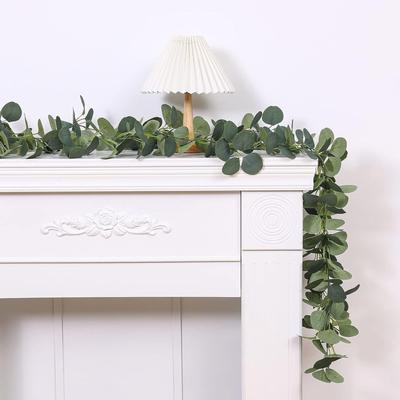 Woondecoratie – Decoratieve bloemen en kransen