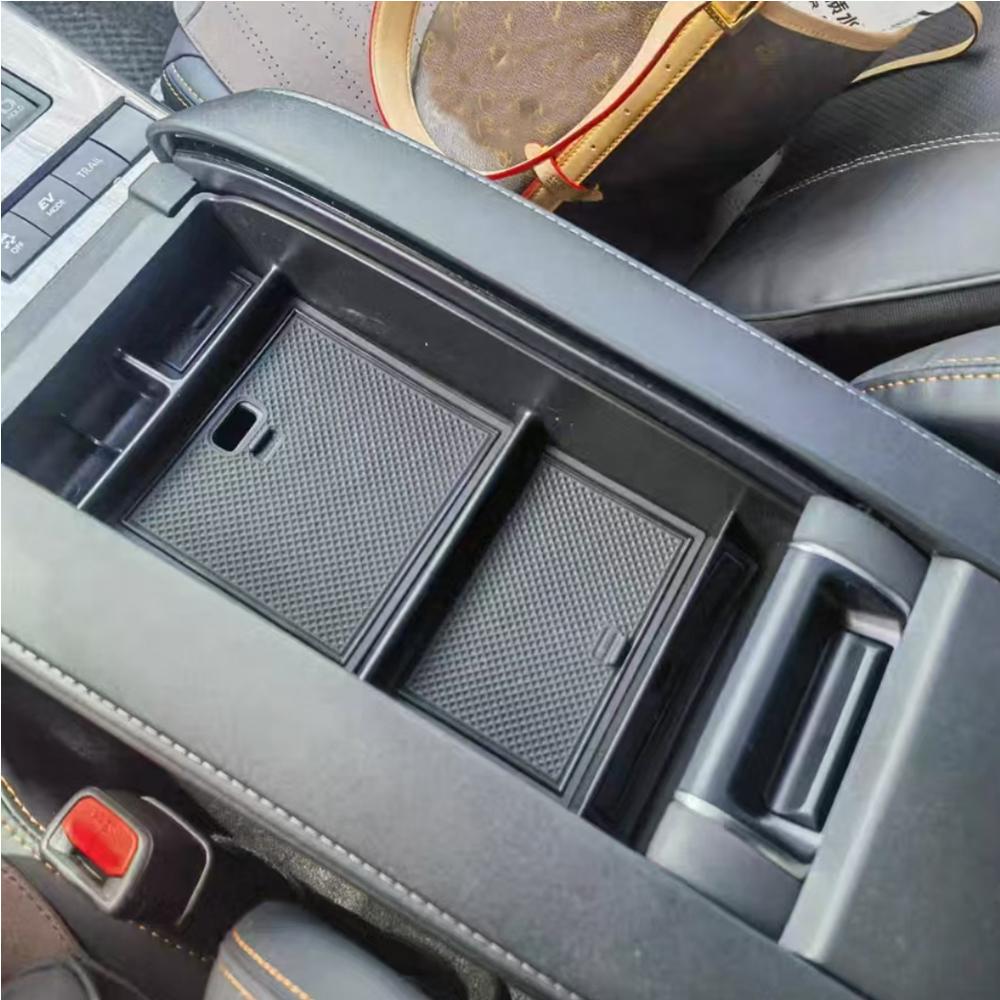 Center Console Organizer Tray Armrest Hidden Storage Box For Toyota Highlander XU70 2020~2026 Hybrid Car Accessories