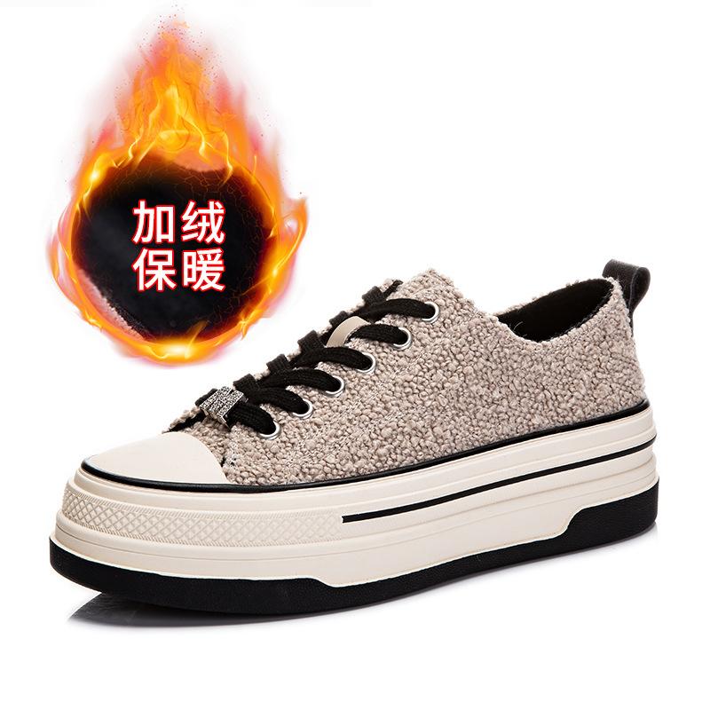 Warm little white shoes 2025 winter new women's platform velvet board shoes flat women's shoes casual versatile shoes children