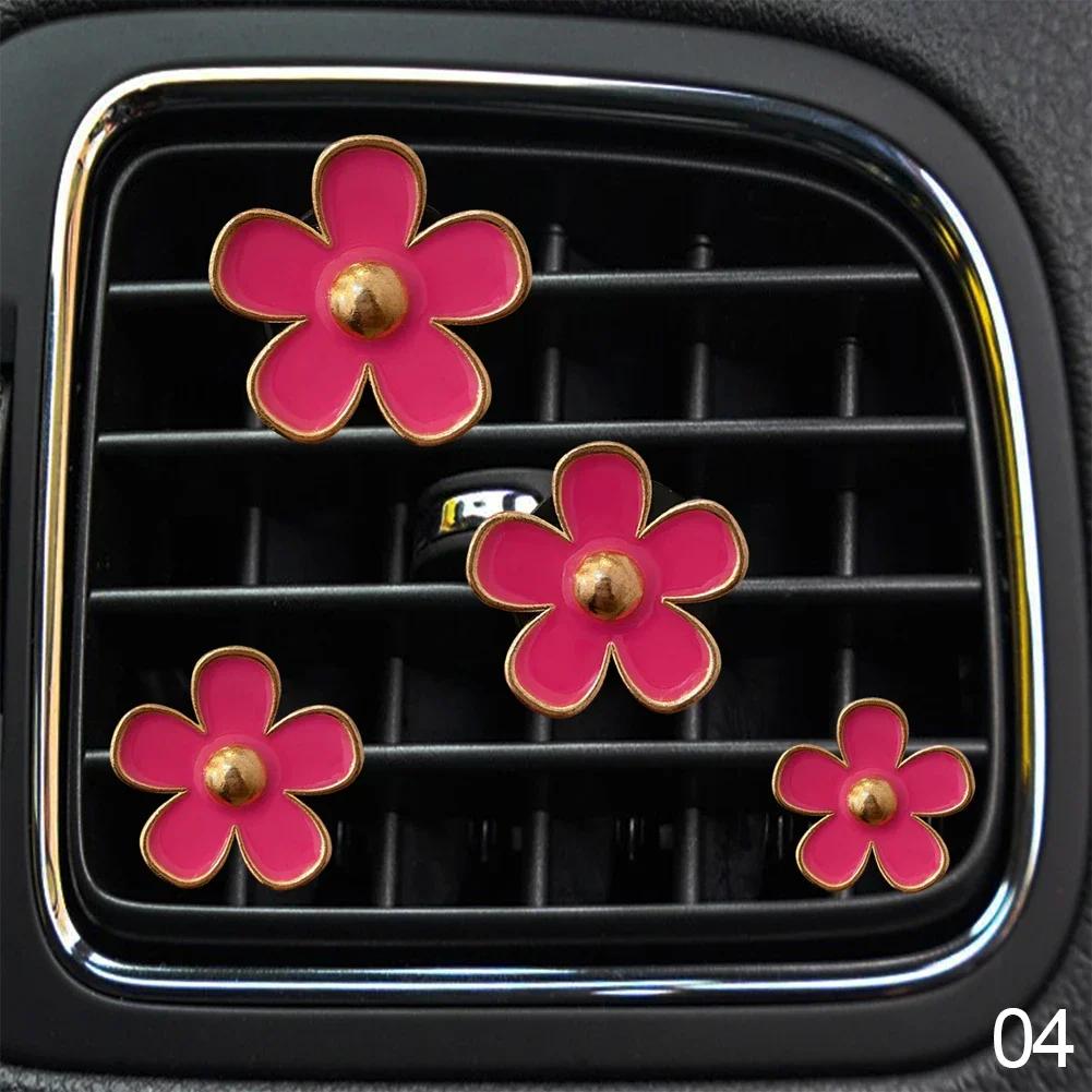 4Pcs/Set Car Outlet Vent Perfume Clips Car Air Freshener Conditioning Aromatherapy Small Daisy Interior Decoration Accessories