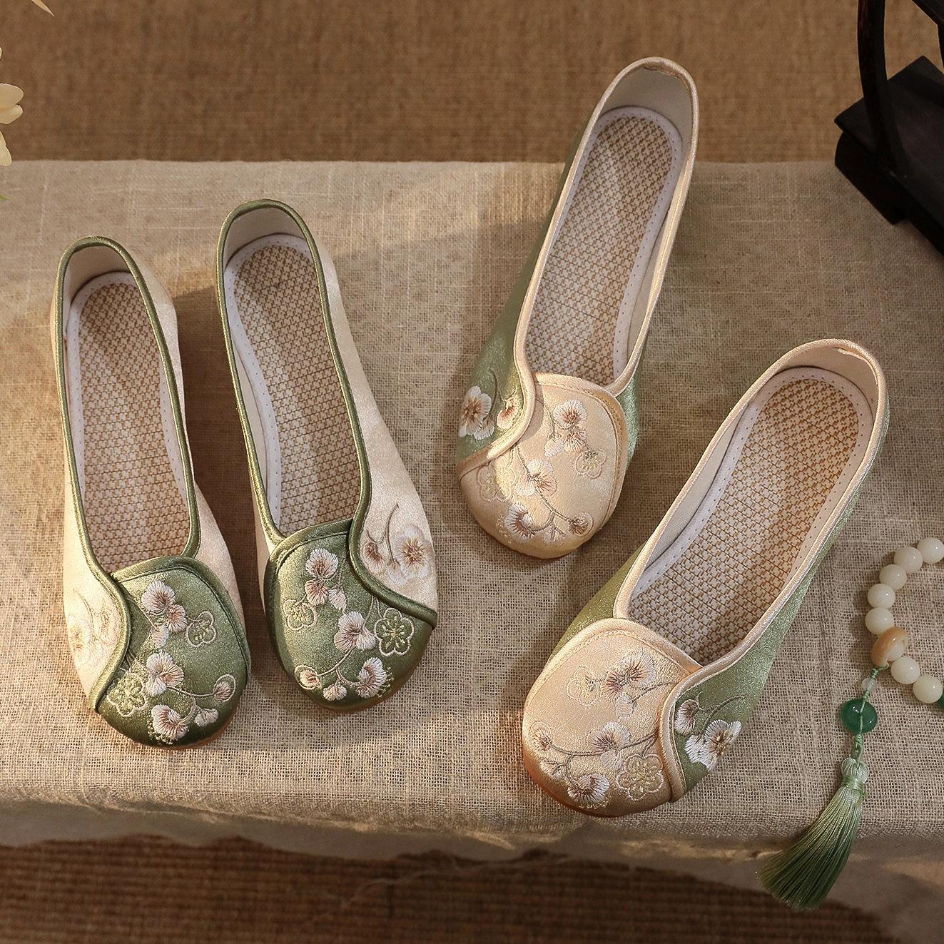 

[Sandalwood] 2025 summer new old Beijing cloth shoes temperament simple cheongsam with shoes ethnic style embroidered shoes 34