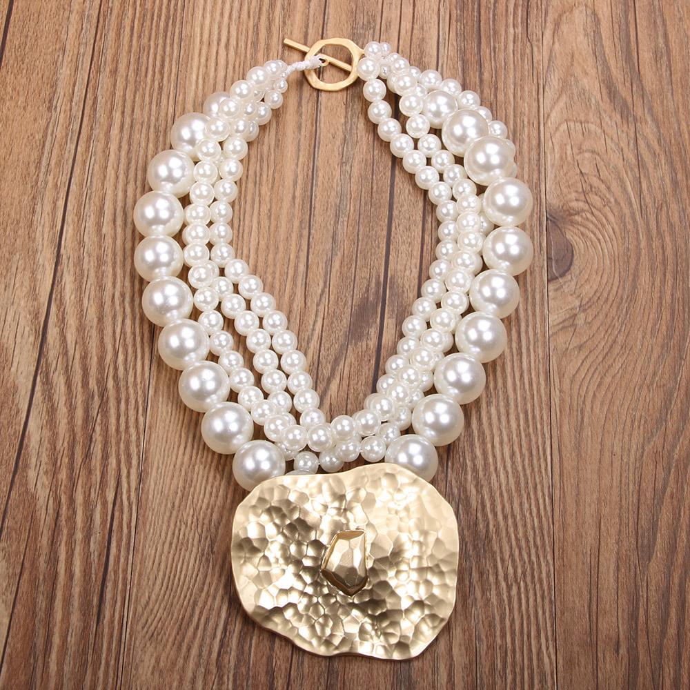 Statement Vintage Pearls Necklace with Geometry Pendant Women Girl Trendy Vintage Wedding Party Jewelry