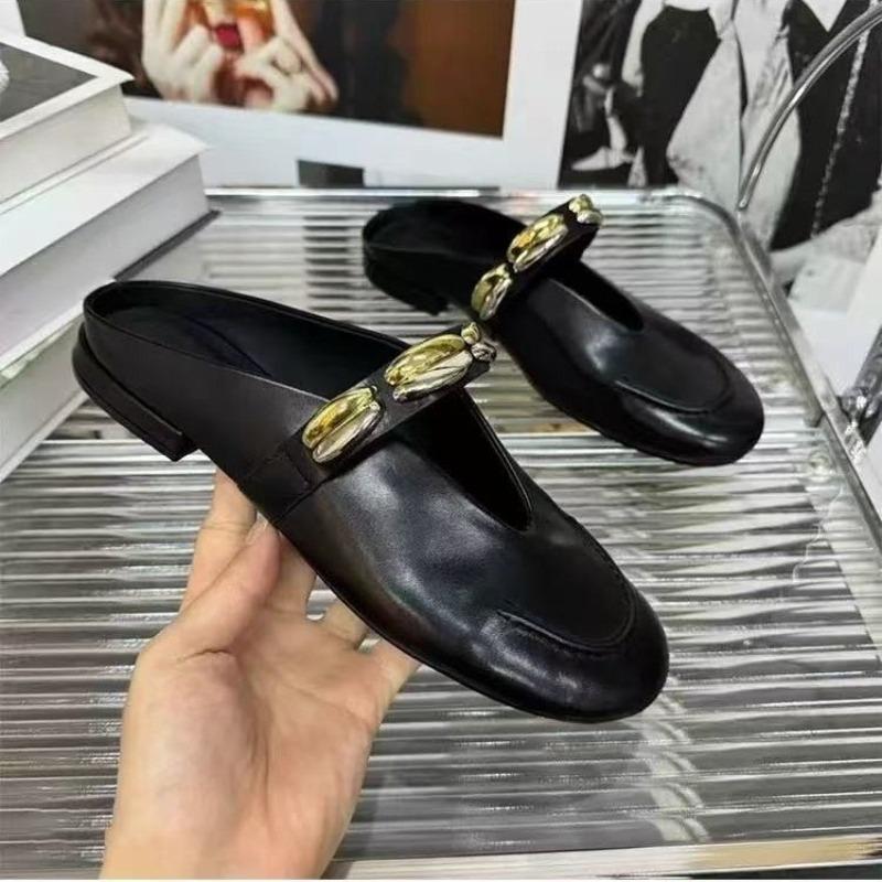 Fashion New Leather Elegant Temperament Metal Buckle Fish Mouth Slippers Fashionable Flat Shoes Cool Slippers Summer Trend Zapatos Mujer