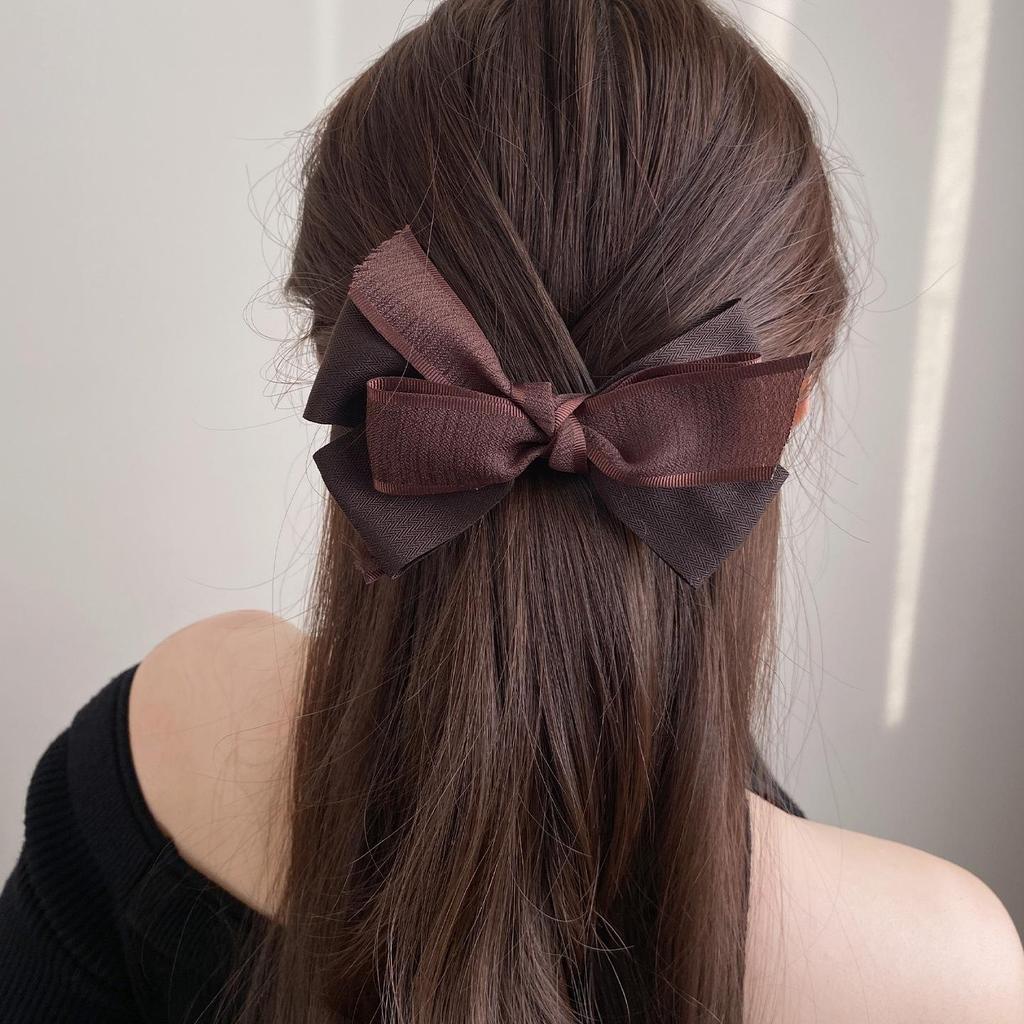 Elegant Korean Mesh Bow Banana Clip for Fine to Medium Hair, Ideal for High Ponytails.