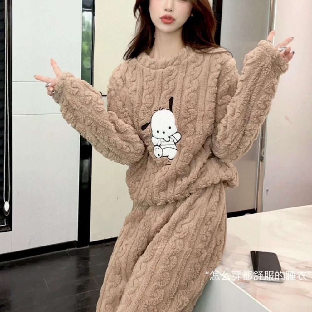 **Kadın Flanel Pijama Takımı Yuvarlak Yaka Jakarlı Uzun Peluş Kalın Sıcak Ev Giyimi**