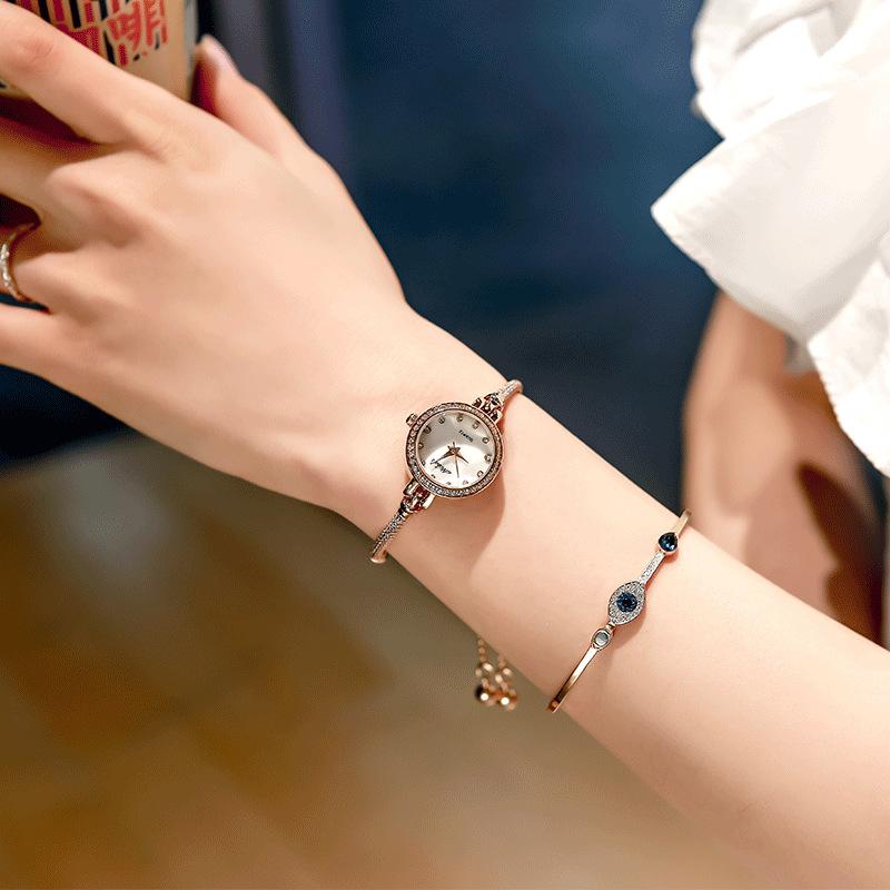 Fashion Pull Waterproof Watch Feminine Simple Temperament, Wind Belt Bracelet Women'S Watch Quartz Watch
