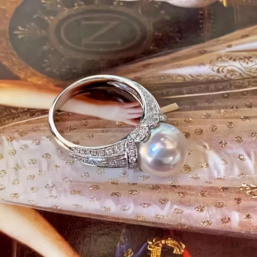 French vintage court-style pearl ring made of copper with micro-inlaid zircon, exquisite women's ring