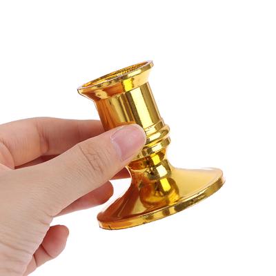 Juego de 2 portavelas de plástico con base para decoración del hogar.