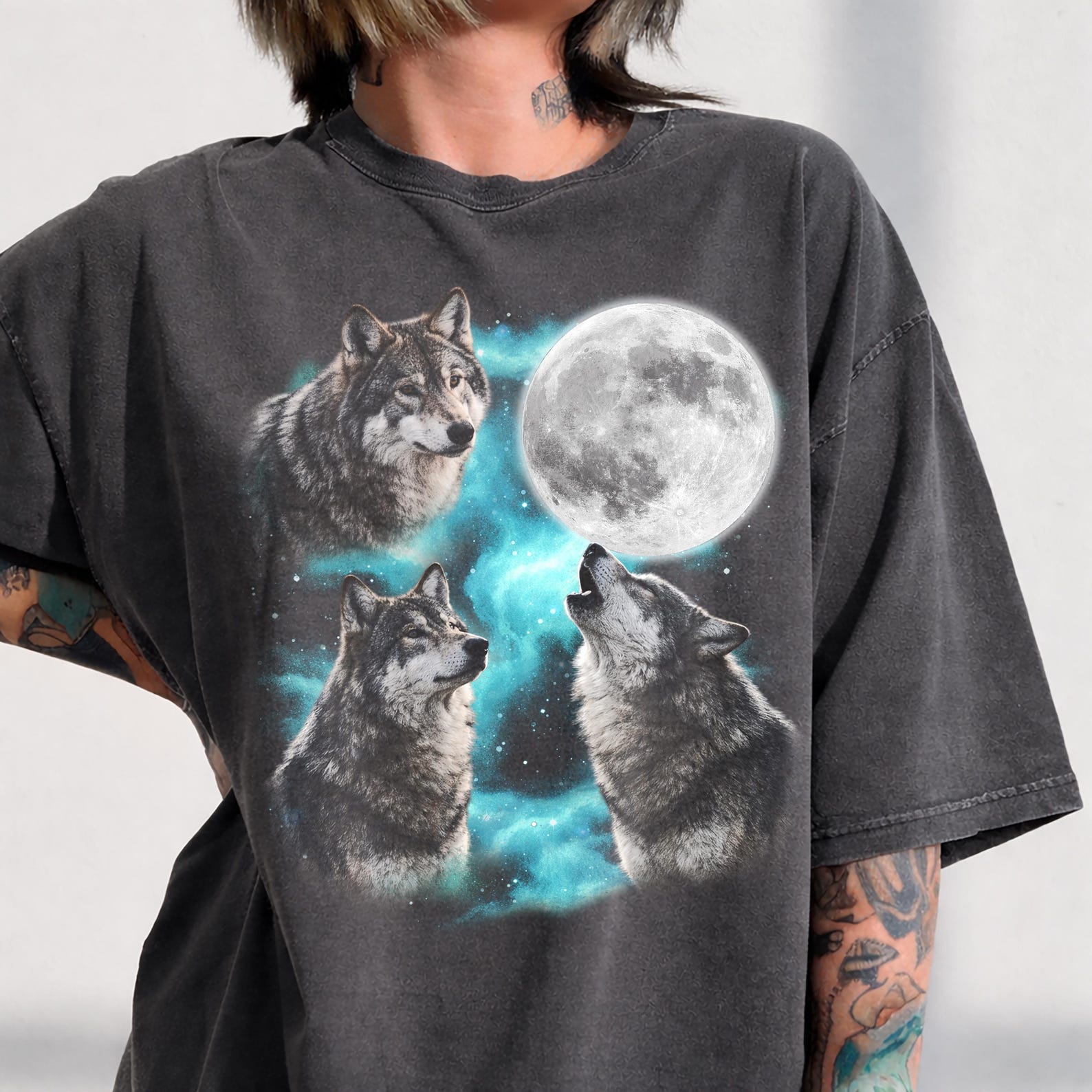 Three Wolves Moon Shirt, Vintage 90s Graphic Tee, Retro Wolf Moon Nature Lover Apparel M