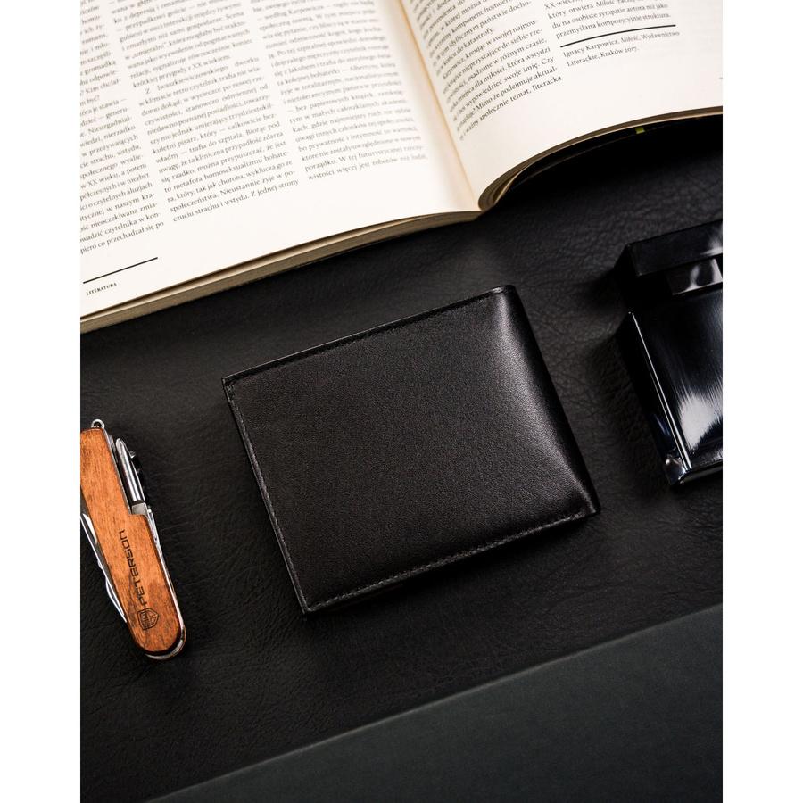 Horizontal, Leather, Black Men's Wallet Without an External Clasp - Ronaldo