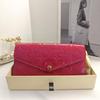 [Pre-Owned] Glossy Solid Patent Leather Wallet - Excellent #15UZFL8